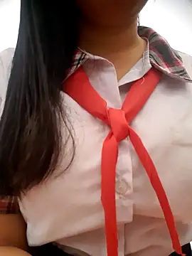 Snapshot of lina_loveee chatting on March 16, 7:56 am lina loveee online show from March 16, 7:56 am
