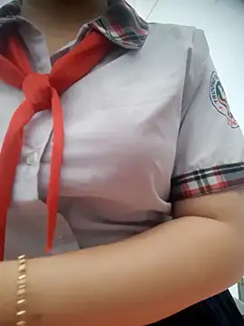 Snapshot of lina_loveee chatting on March 26, 1:33 am lina loveee online show from March 26, 1:33 am