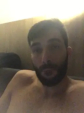 Madagascar03 online show from January 14, 7:14 am