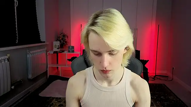 lucidangelok1 online show from March 10, 3:17 pm