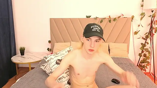Snapshot of lucidangelok1 chatting on May 27, 6:27 pm lucidangelok1 online show from May 27, 6:27 pm