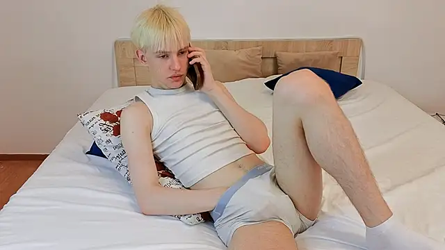 Snapshot of lucidangelok1 chatting on June 28, 7:14 am lucidangelok1 online show from June 28, 7:14 am