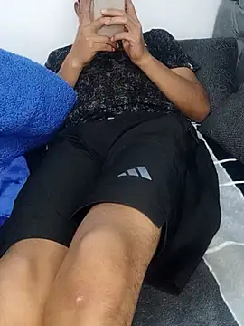 Snapshot of AmbientRha chatting on February 3, 1:26 am AmbientRha online show from February 3, 1:26 am