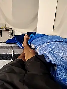 Snapshot of AmbientRha chatting on March 8, 2:15 am AmbientRha online show from March 8, 2:15 am