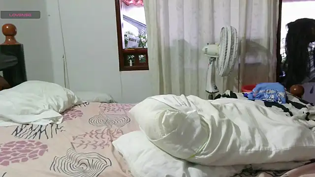 diosa cristal  online show from April 5, 10:51 pm