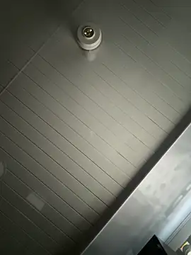 lriana miller online show from April 16, 9:04 pm