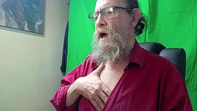 Snapshot of Uncle_Hottie chatting on March 22, 3:26 pm Uncle Hottie online show from March 22, 3:26 pm