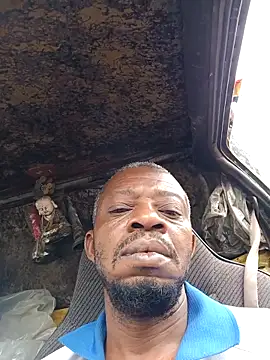 Negaomalinha1 online show from April 10, 3:17 pm