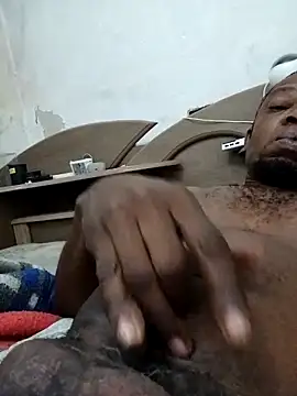 Negaomalinha1 online show from April 19, 9:41 am