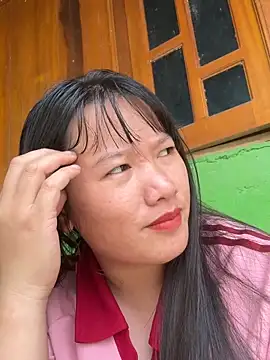 Snapshot of Suni-ii chatting on May 18, 5:02 am Suni-ii online show from May 18, 5:02 am