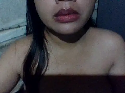 sweetprinces08 online show from May 7, 6:46 pm