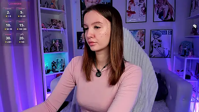 Layla Bloom online show from February 27, 5:35 pm