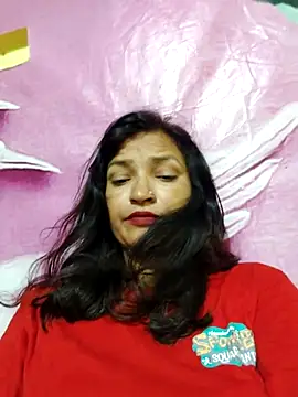 Snapshot of Priyaa_1433 chatting on July 3, 12:17 am Priyaa 1433 online show from July 3, 12:17 am