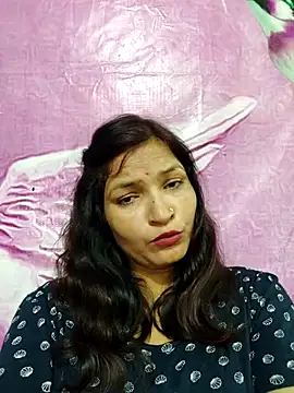 Snapshot of Priyaa_1433 chatting on July 11, 9:45 am Priyaa 1433 online show from July 11, 9:45 am