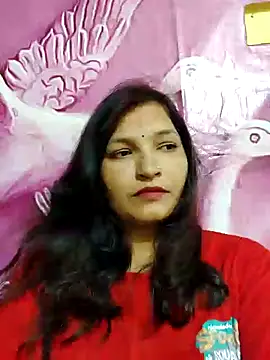 Snapshot of Priyaa_1433 chatting on July 20, 6:49 am Priyaa 1433 online show from July 20, 6:49 am