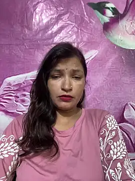Snapshot of Priyaa_1433 chatting on July 29, 11:19 am Priyaa 1433 online show from July 29, 11:19 am