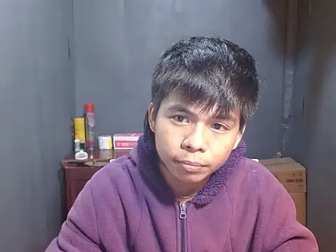 Snapshot of pinoymonstercock_xx chatting on April 30, 1:50 pm pinoymonstercock xx online show from April 30, 1:50 pm