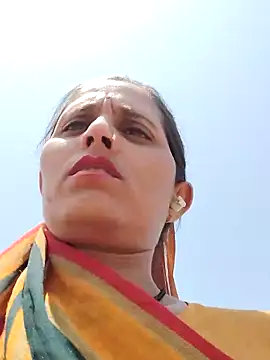 Snapshot of Bhavna8080 chatting on June 13, 7:50 am Bhavna8080 online show from June 13, 7:50 am