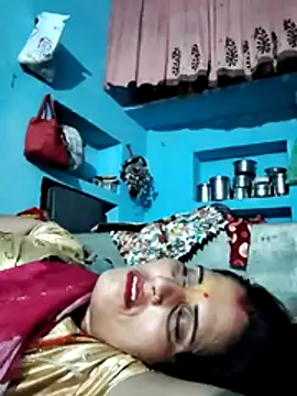 Snapshot of Bhavna8080 chatting on June 26, 11:42 pm Bhavna8080 online show from June 26, 11:42 pm