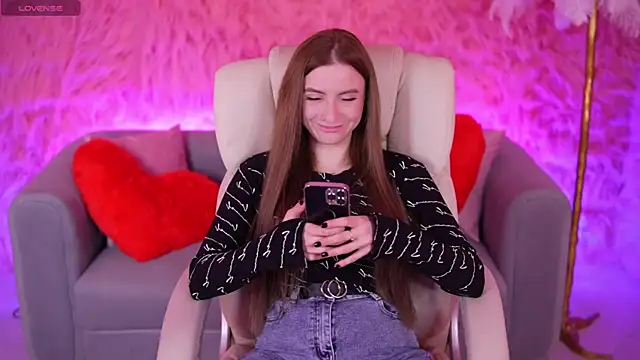 AlexaFleur online show from March 6, 8:11 am