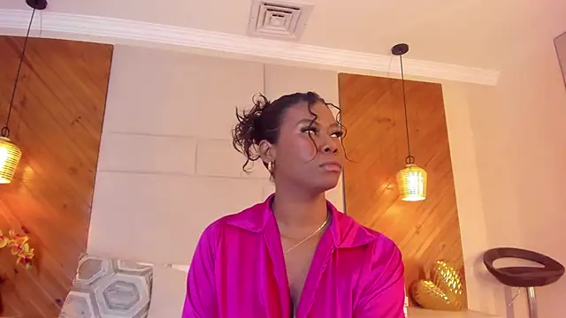 Snapshot of EroticAlana1 chatting on May 31, 12:08 am EroticAlana1 online show from May 31, 12:08 am