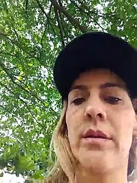 Monita Med online show from March 31, 2:06 pm