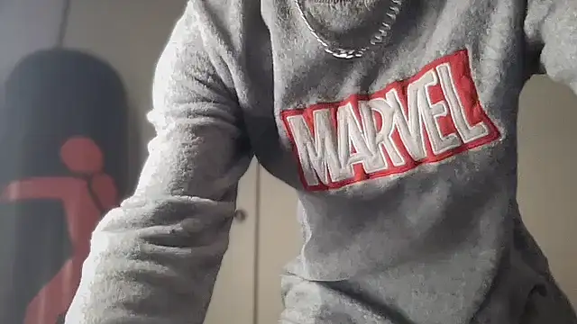 Snapshot of JSYMON chatting on February 9, 9:30 pm JSYMON online show from February 9, 9:30 pm