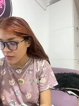 CrystalFairy007 online show from April 11, 3:44 am