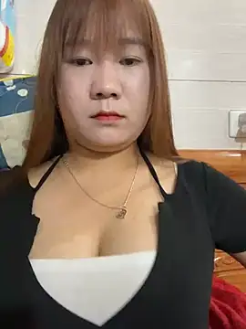 Liness101 online show from March 28, 3:06 am