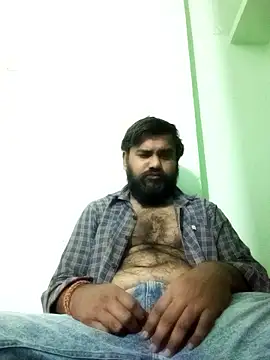 Snapshot of handsomeboy1414 chatting on January 18, 1:20 am handsomeboy1414 online show from January 18, 1:20 am