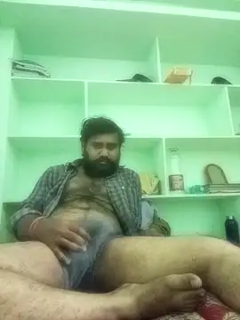 Snapshot of handsomeboy1414 chatting on January 19, 3:27 pm handsomeboy1414 online show from January 19, 3:27 pm