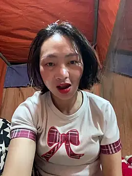 Some-03 online show from March 5, 1:29 pm