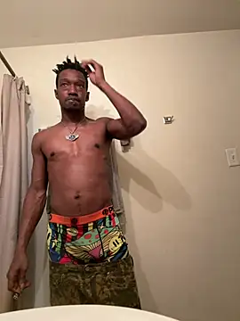 Snapshot of bigdick05858 chatting on February 18, 9:38 am bigdick05858 online show from February 18, 9:38 am