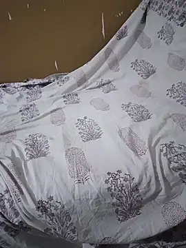 sids2891 online show from March 6, 6:59 pm