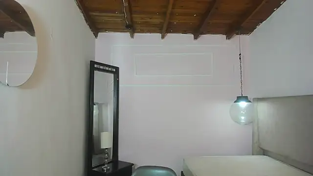 Snapshot of ZoeFox5 chatting on March 9, 12:09 pm ZoeFox5 online show from March 9, 12:09 pm