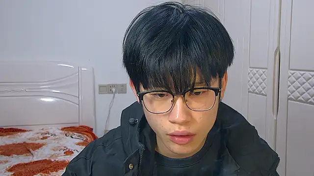 Snapshot of your-cake chatting on February 1, 10:25 am your-cake online show from February 1, 10:25 am