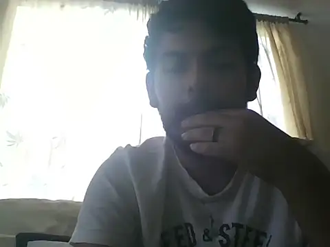 Snapshot of Mateotubbe chatting on May 28, 9:01 pm Mateotubbe online show from May 28, 9:01 pm