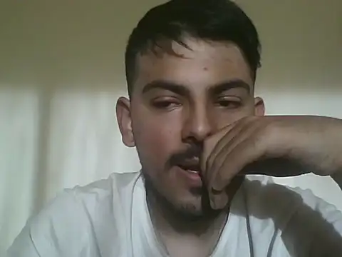 Snapshot of Mateotubbe chatting on June 29, 10:10 pm Mateotubbe online show from June 29, 10:10 pm