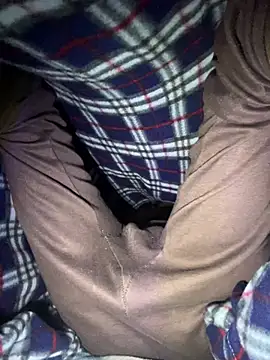 Snapshot of HotDady69690 chatting on January 11, 6:35 pm HotDady69690 online show from January 11, 6:35 pm