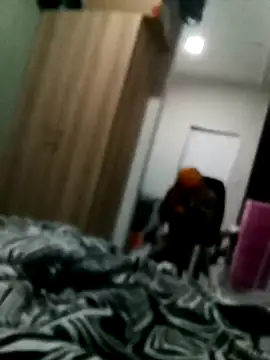 Snapshot of princess-boobz chatting on February 25, 9:24 pm princess-boobz online show from February 25, 9:24 pm