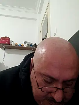 Snapshot of Paulopess chatting on January 7, 9:28 pm Paulopess online show from January 7, 9:28 pm