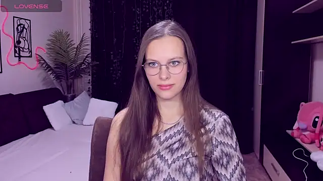 Snapshot of AyumiBlossom chatting on February 13, 2:24 pm AyumiBlossom online show from February 13, 2:24 pm