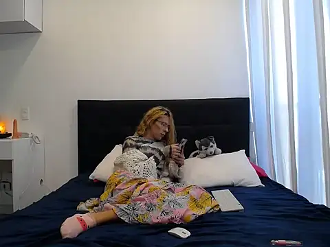 july fucha online show from February 26, 12:37 pm