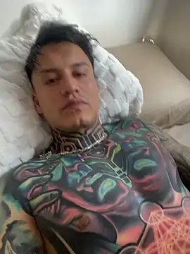 Snapshot of Chrissblack chatting on January 19, 2:54 pm Chrissblack online show from January 19, 2:54 pm