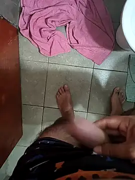 Snapshot of Pitypin7 chatting on February 21, 9:10 am Pitypin7 online show from February 21, 9:10 am