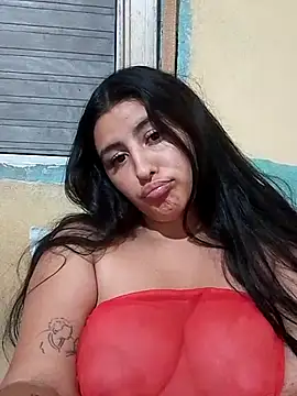 Snapshot of Tiffany06 chatting on February 21, 2:56 am Tiffany06 online show from February 21, 2:56 am