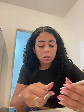 Snapshot of Cachinhossfd chatting on May 11, 7:22 pm Cachinhossfd online show from May 11, 7:22 pm