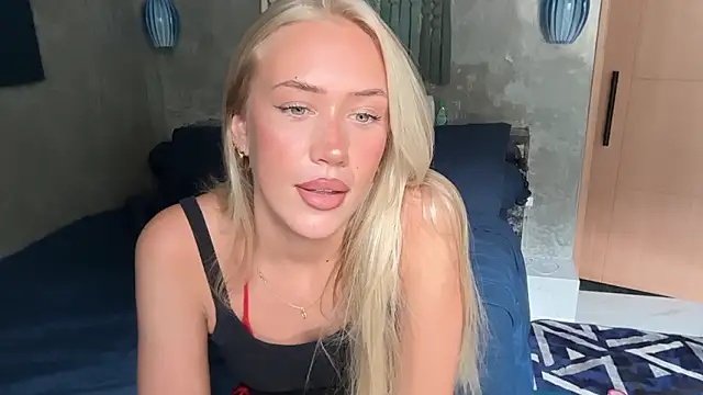 Snapshot of livsslife chatting on February 25, 3:16 am livsslife online show from February 25, 3:16 am