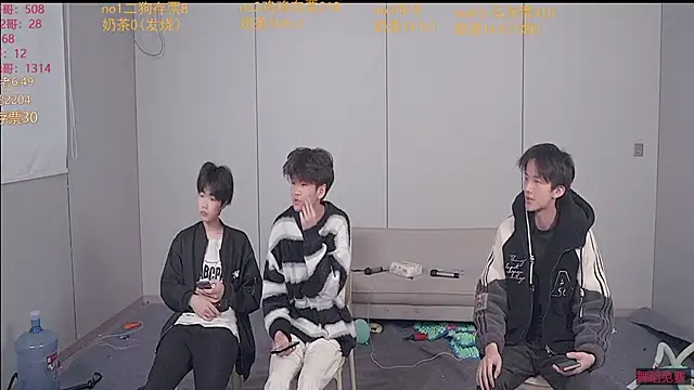 boy-1314 online show from January 10, 1:35 pm