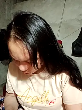 vanvan005 online show from January 17, 11:30 pm